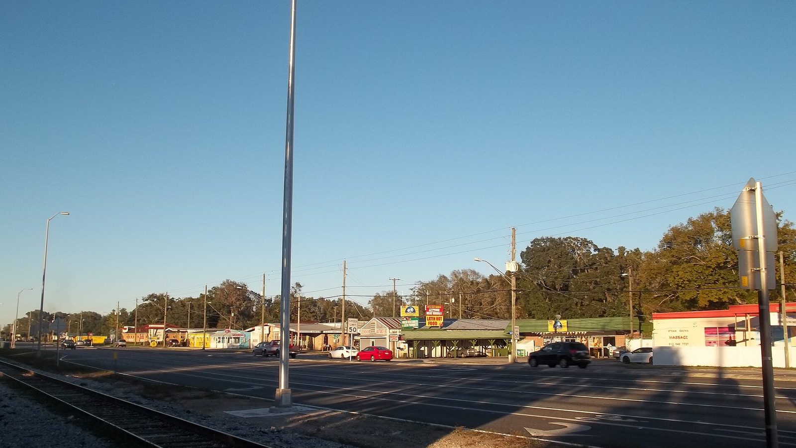 US-41 and the railroad crossing in Lutz